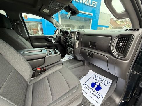 Used 2024 Chevrolet Silverado 1500 Custom Trail Boss image 38