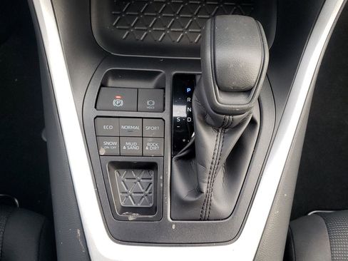 New 2025 Toyota RAV4 LE image 15