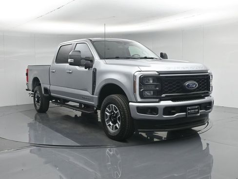 Used 2024 Ford F250 Lariat w/ Sport Appearance Package AWD/4WD image 59