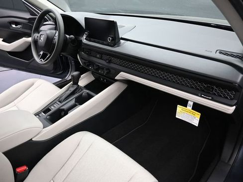 Certified 2025 Honda Accord LX image 26