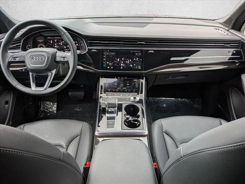 Certified 2025 Audi Q7 3.0T Premium Plus w/ Premium Plus Package AWD/4WD image 19