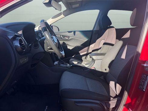 Used 2021 Hyundai Kona SEL AWD/4WD image 9