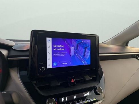 Used 2023 Toyota Corolla LE image 35