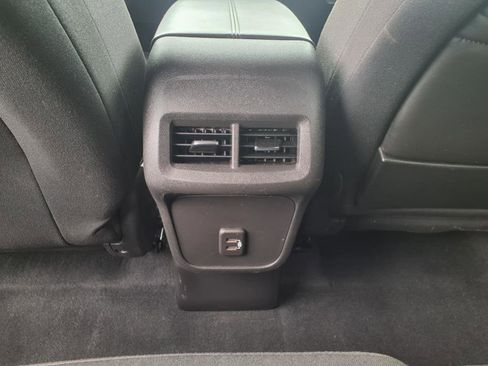 Used 2022 GMC Terrain SLE w/ Driver Convenience Package image 19