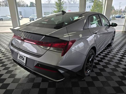 New 2026 Hyundai Elantra Sport FWD image 4