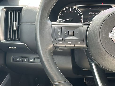 Certified 2024 Nissan Pathfinder SL w/ SL Premium Package AWD/4WD image 15