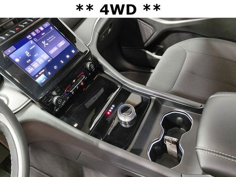 Certified 2025 Jeep Grand Cherokee Laredo X image 5