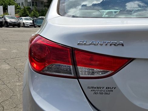 Used 2013 Hyundai Elantra GLS FWD image 13