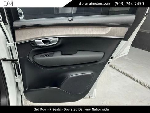 Used 2025 Volvo XC90 T8 Ultra w/ Protection Package Premier AWD/4WD image 31