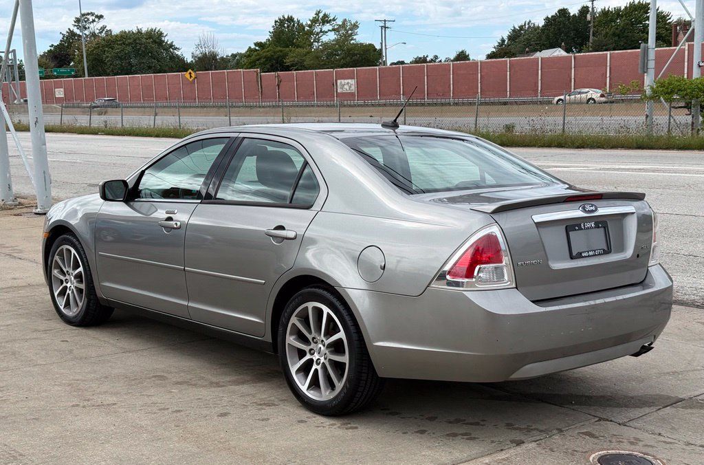 Used 2009 Ford Fusion SEL FWD image 10