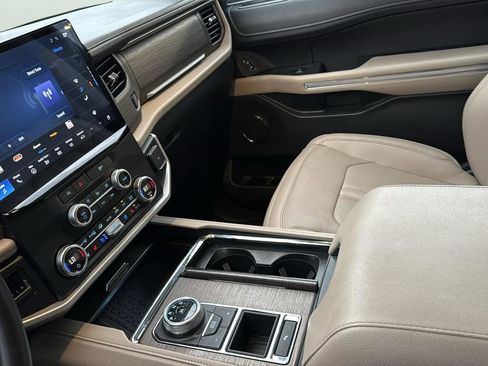 Certified 2024 Ford Expedition Max Limited image 21