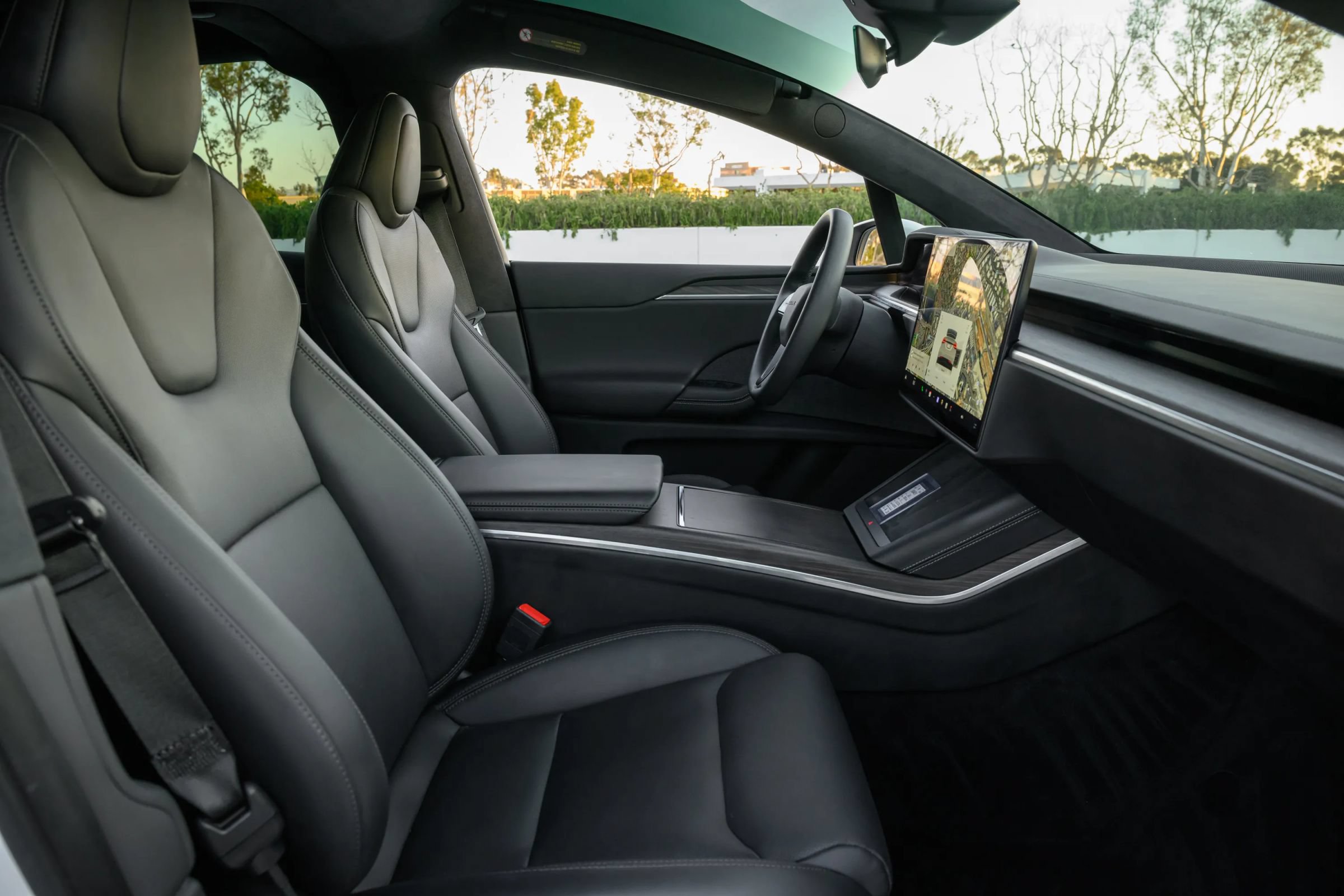 Used 2024 Tesla Model X AWD/4WD image 19
