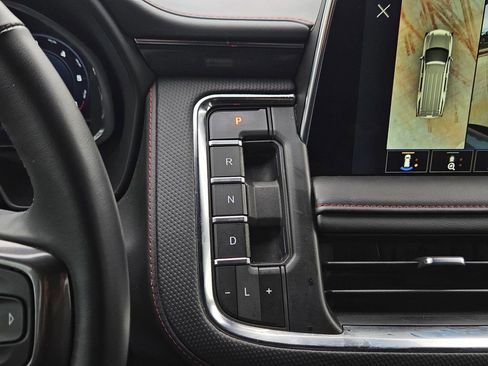 Used 2024 Chevrolet Tahoe RST w/ Luxury Package image 26