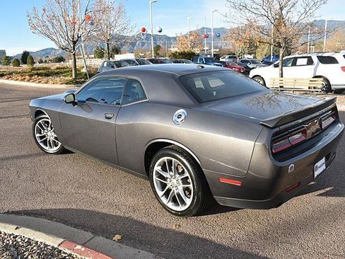 Used 2022 Dodge Challenger GT image 4