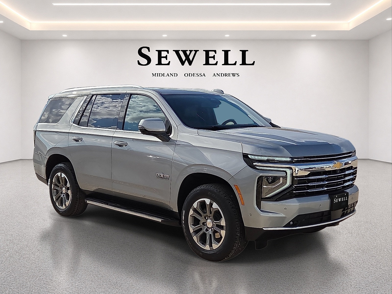 Used 2025 Chevrolet Tahoe LT w/ Comfort Package RWD image 6