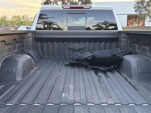 Used 2022 Chevrolet Silverado 1500 LT image 31