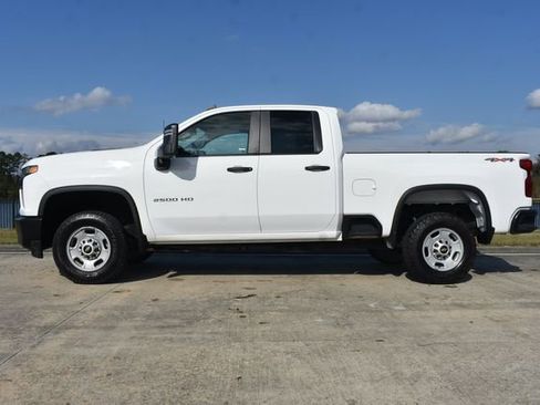 Used 2023 Chevrolet Silverado 2500 W/T w/ WT Convenience Package image 3