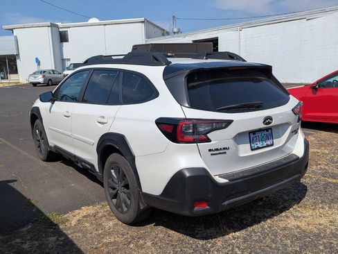 Used 2023 Subaru Outback Onyx Edition XT AWD/4WD image 4