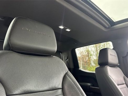 Used 2021 GMC Sierra 1500 Denali w/ Denali Ultimate Package image 16