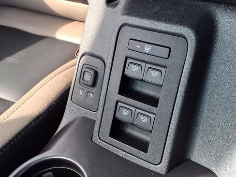 Used 2024 Ford Bronco Wildtrak image 20