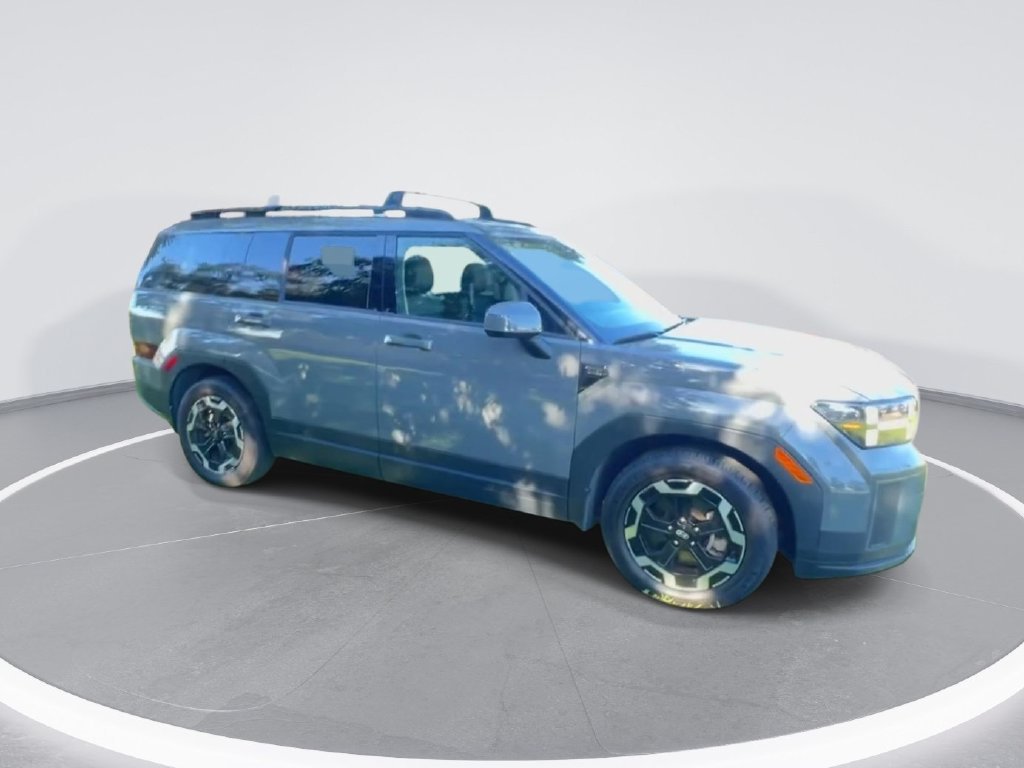 Used 2025 Hyundai Santa Fe SEL FWD image 2