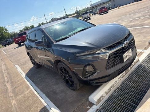 Used 2021 Chevrolet Blazer RS w/ Enhanced Convenience Package FWD image 2