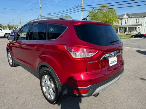 Used 2015 Ford Escape Titanium FWD image 11