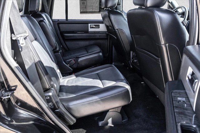 Used 2017 Ford Expedition Limited AWD/4WD image 25