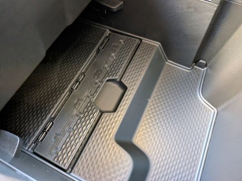 New 2026 RAM 1500 Laramie w/ Night Edition image 31