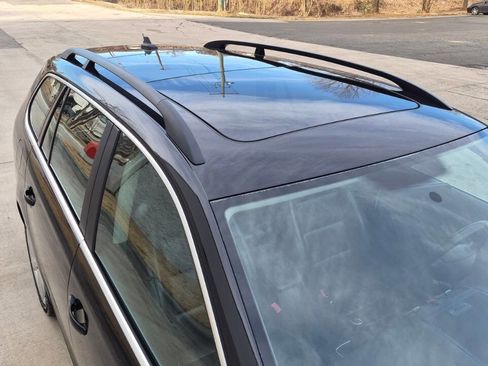 Used 2009 Volkswagen Jetta SEL image 29