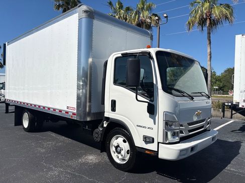 New 2025 Chevrolet Low Cab Forward 5500XG RWD image 5
