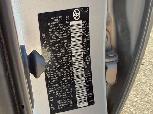 Used 2024 Toyota Corolla LE FWD image 23