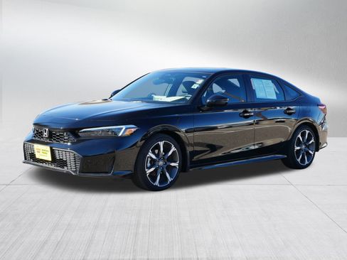 Certified 2025 Honda Civic Sport Touring image 3