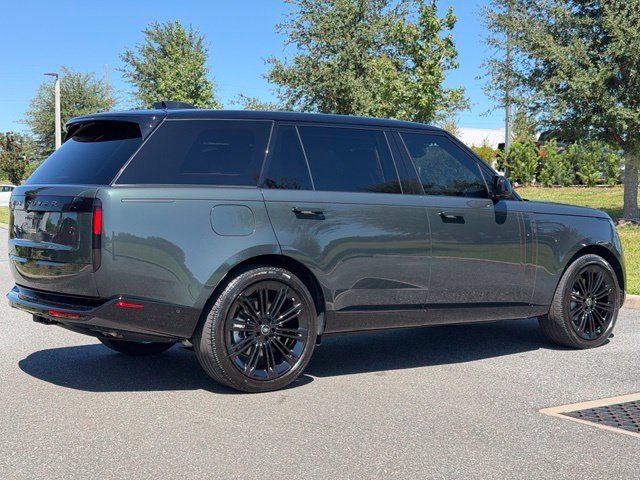 Used 2025 Land Rover Range Rover Long Wheelbase SE AWD/4WD image 10