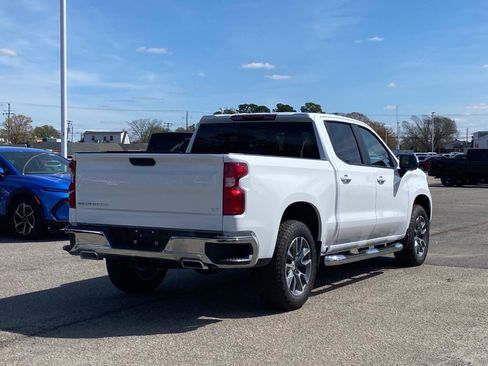 New 2026 Chevrolet Silverado 1500 LT w/ Z71 Off-Road Package AWD/4WD image 3