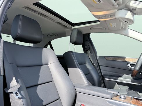 Used 2014 Mercedes-Benz E 350 Sedan image 31