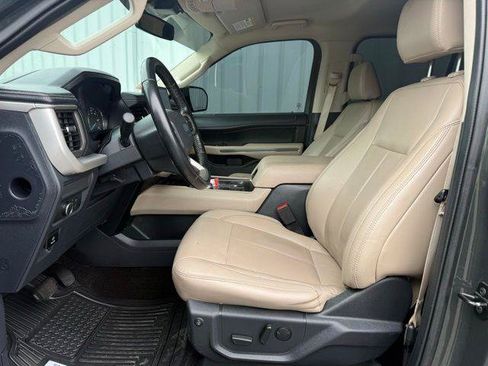 Used 2022 Ford Expedition Max XLT RWD image 7