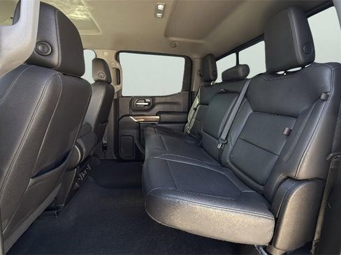 Used 2021 Chevrolet Silverado 1500 LT image 26