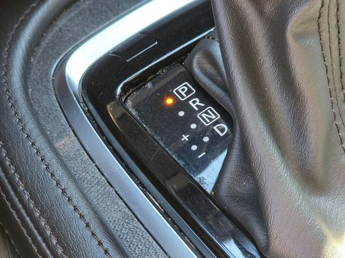 Used 2023 Nissan Armada SV image 38