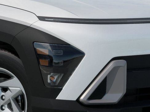 New 2026 Hyundai Kona SE image 25