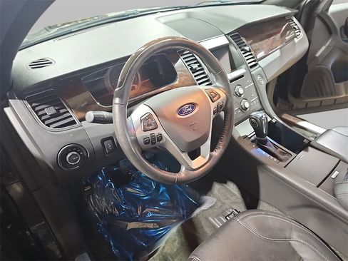 Used 2016 Ford Taurus Limited image 19