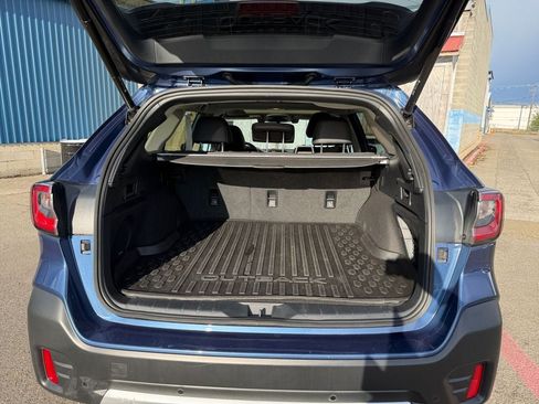 Used 2022 Subaru Outback Limited AWD/4WD image 22