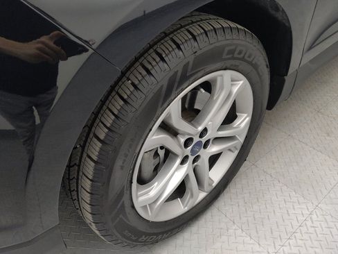 Used 2017 Ford Edge Titanium w/ Equipment Group 301A image 31