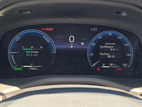 Used 2025 Toyota Camry XLE FWD image 23