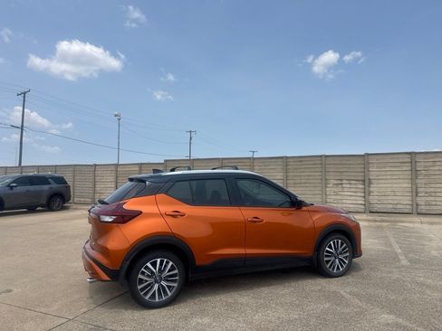 Used 2024 Nissan Kicks SV w/ Exterior Package FWD image 20