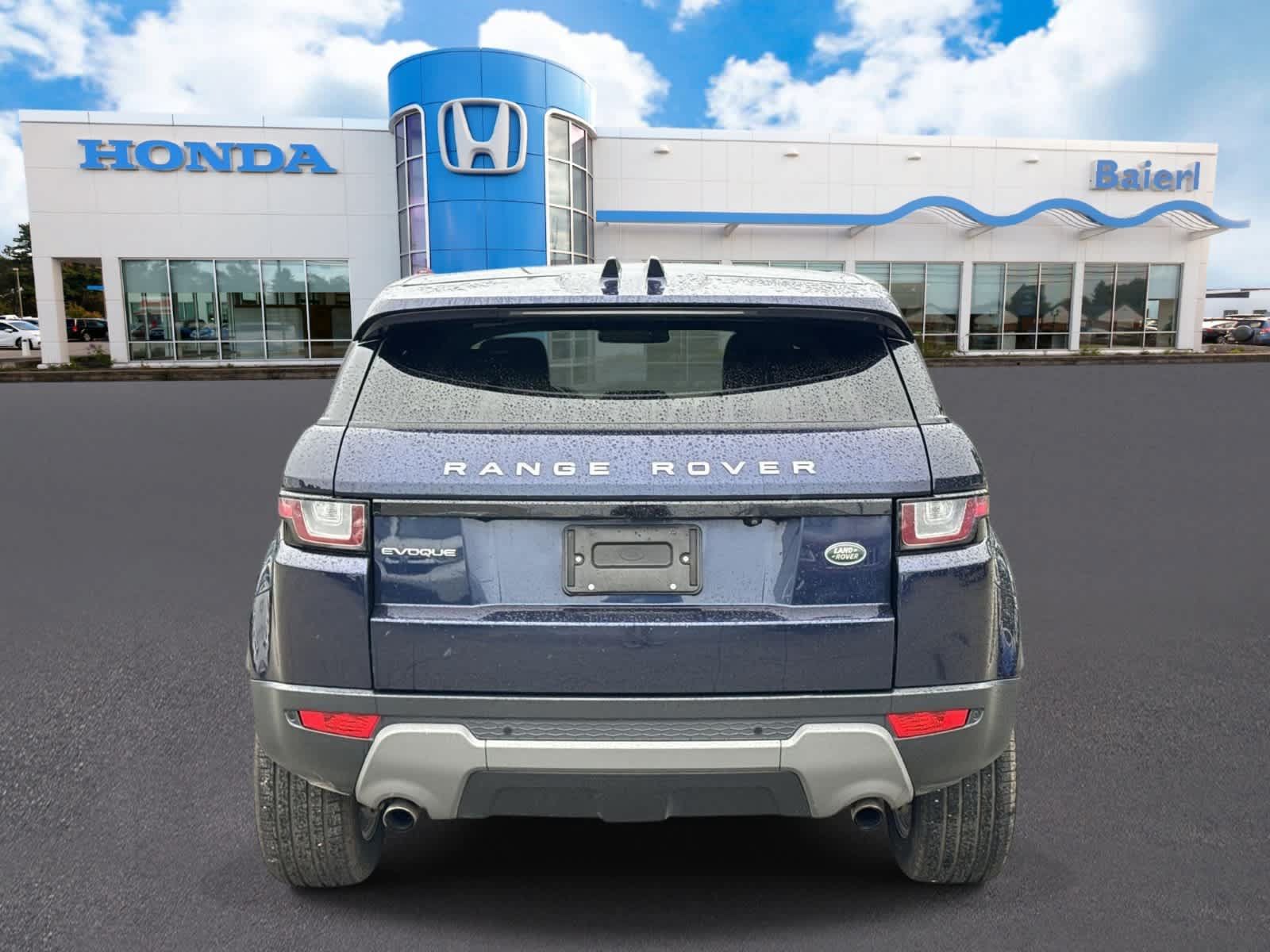 Used 2018 Land Rover Range Rover Evoque SE AWD/4WD image 4