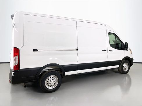 New 2026 Ford Transit 250 148 Medium Roof Extended AWD image 8