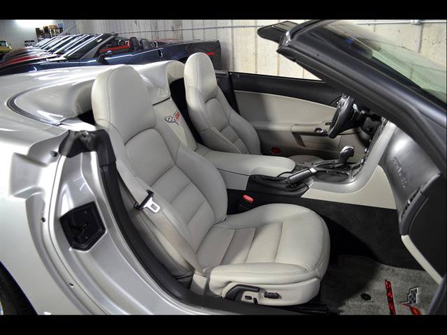 Used 2007 Chevrolet Corvette Convertible w/ Preferred Equipment Group RWD image 21