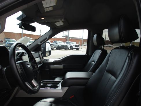 Used 2021 Ford F250 Lariat w/ Lariat Value Package AWD/4WD image 13