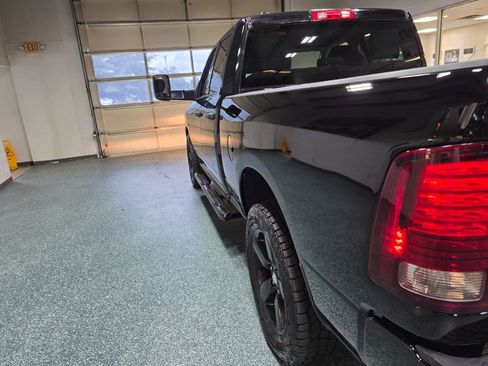 Used 2014 RAM 1500 Express w/ Black Ram 1500 Express Group AWD/4WD image 10